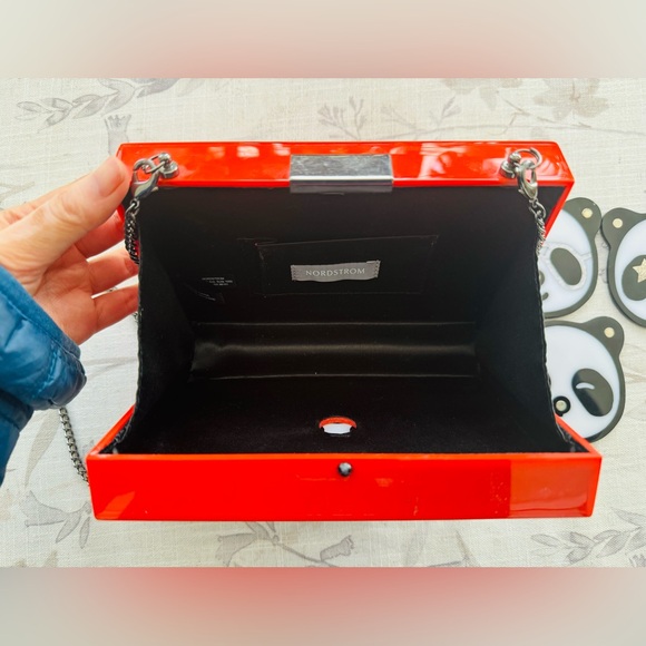 New with Defects Nordstrom Expressions Panda Novelty Clutch - Picture 6 of 7